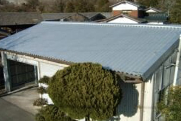 屋根カバー工法